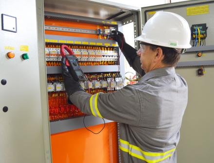 Projeto, Eltrotécnica, Montagem e Instalação de Painéis Elétricos
